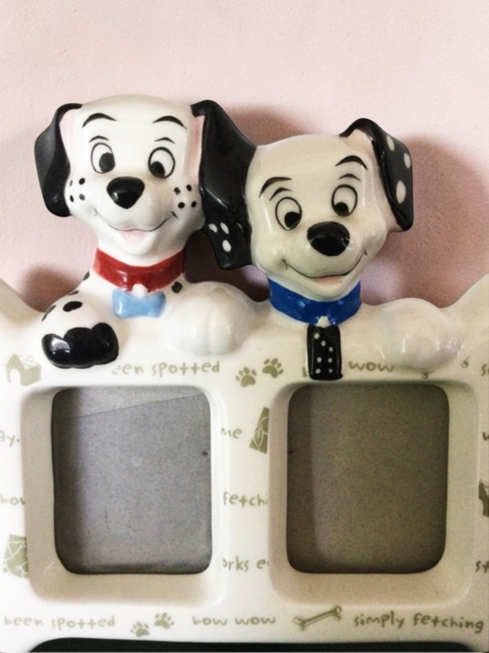 Vintage Disney 102 Dalmatians Bone‑Shaped Picture Frame – Domino & Little Dipper - Picture 9 of 10